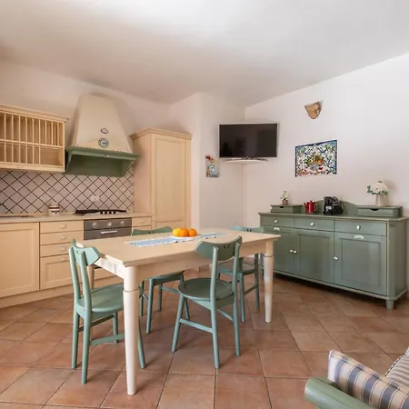 Villa Campulongu Con A 150 Mt E Giardino *